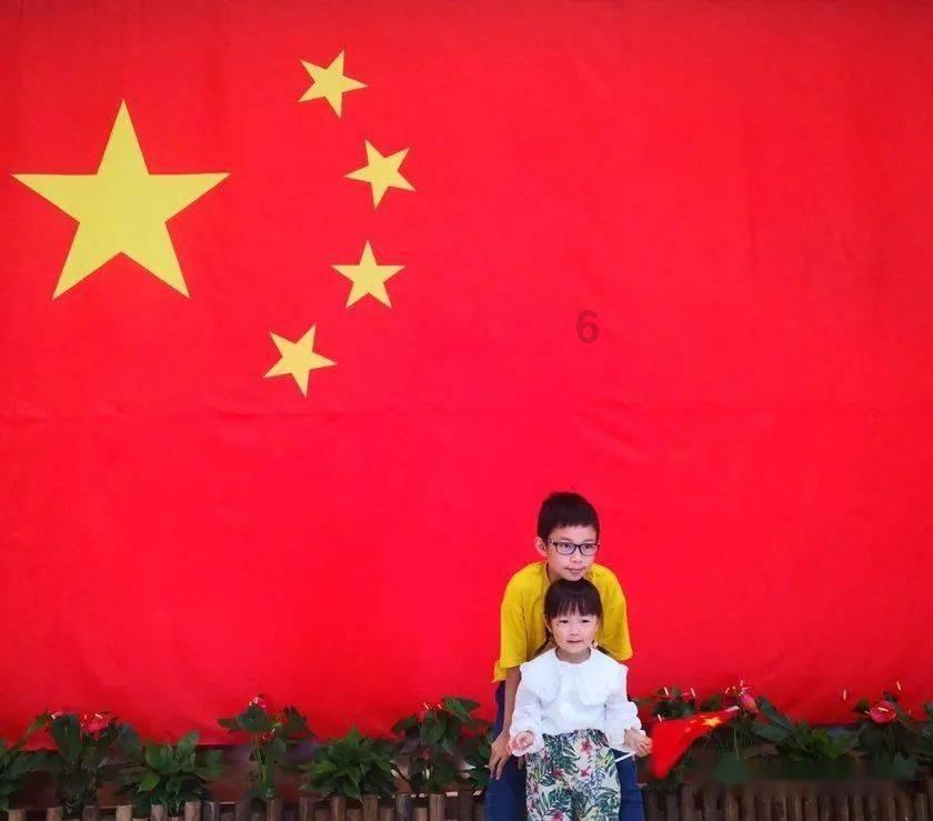 救援男孩与狗